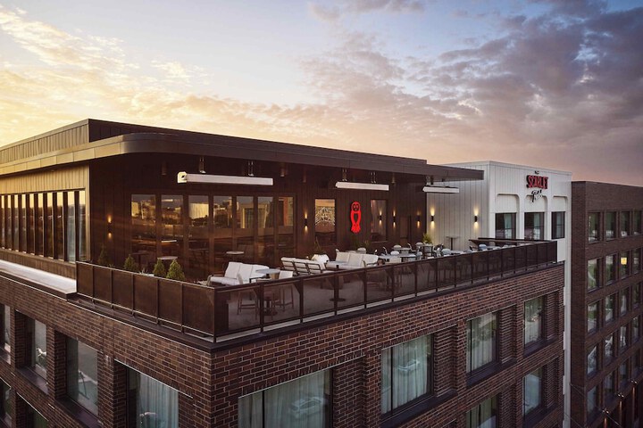 The Scarlet Lincoln, a Tribute Portfolio Hotel