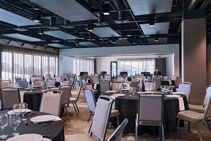 AC Hotel by Marriott Waco Downtown