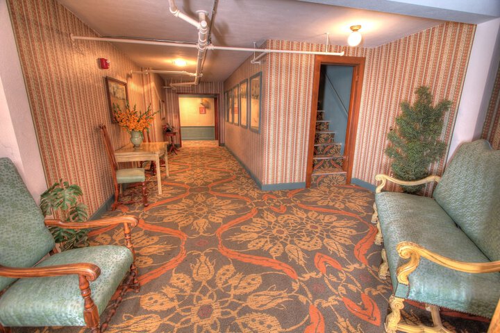 Ballroom/Hall 51 of 59