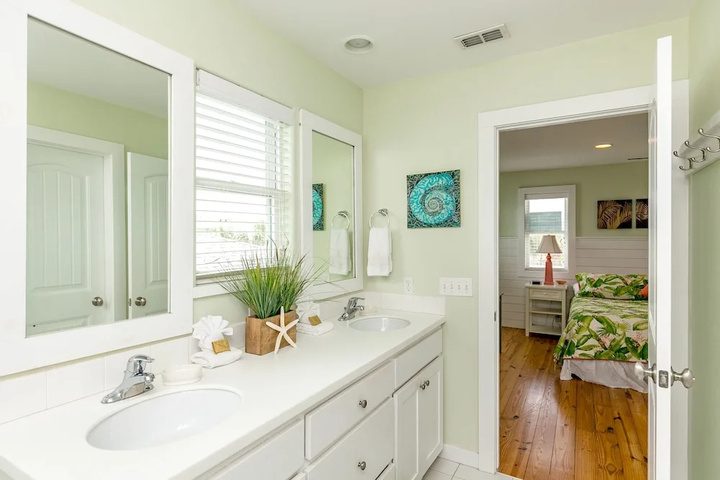 Sea La Vie 4 Bedroom Home
