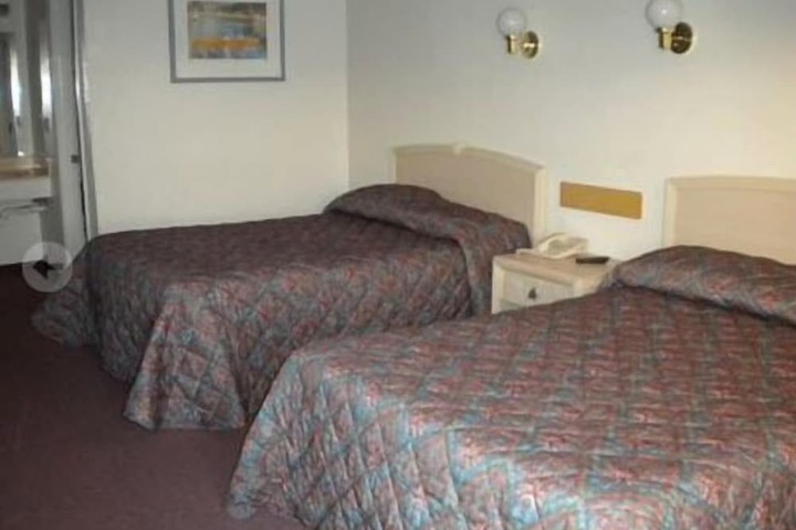 Heritage Inn