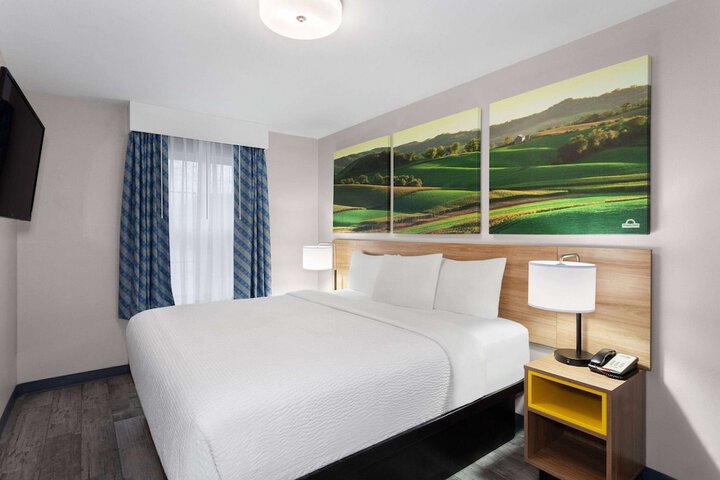 Room 22 of 29