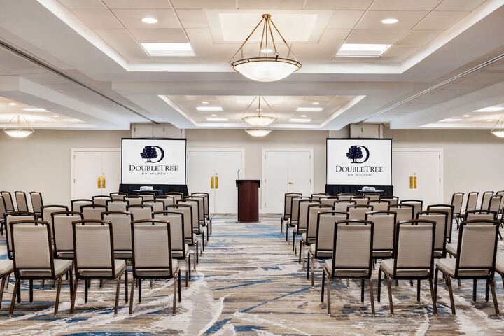 DoubleTree by Hilton Hotel New Orleans Airport