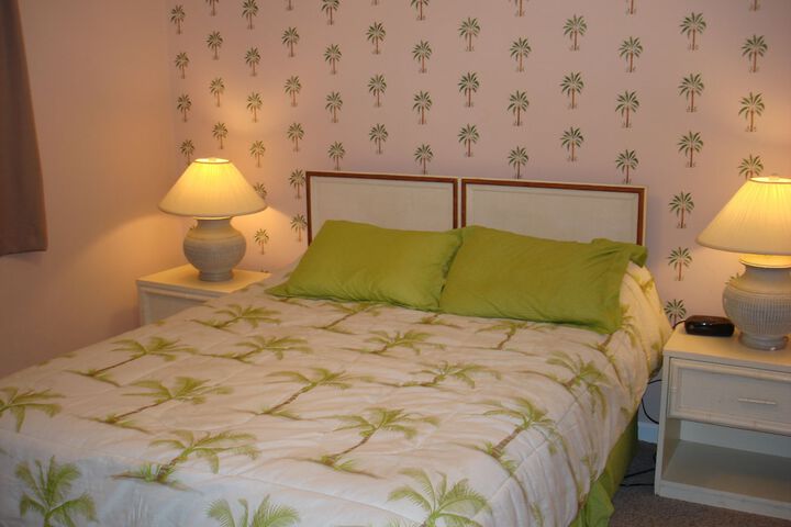 Room 64 of 94