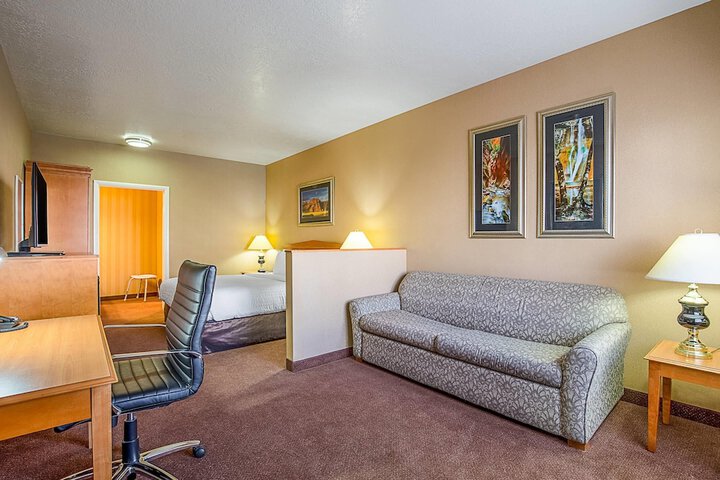 Clarion Suites St. George - Convention Center Area