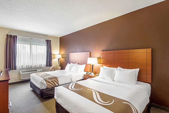 Room 21 of 47