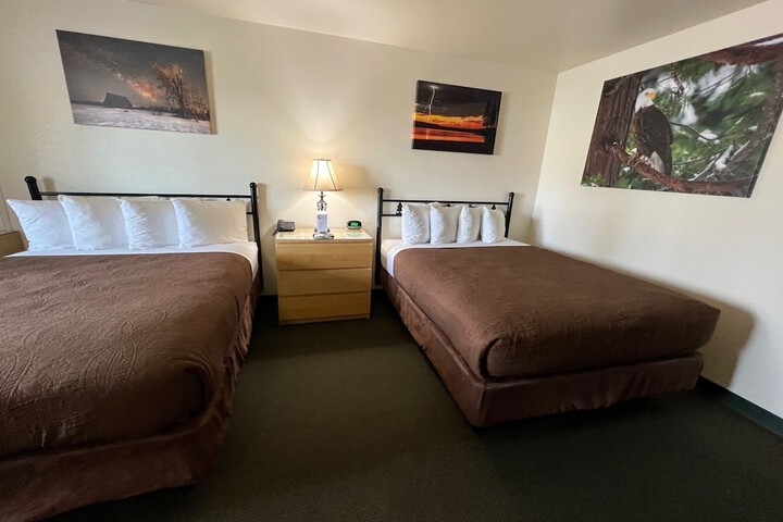 Antlers Inn