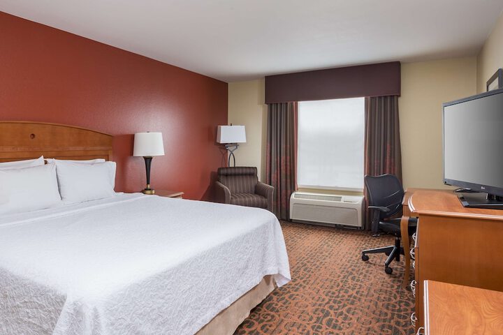 Hampton Inn Houston / Stafford