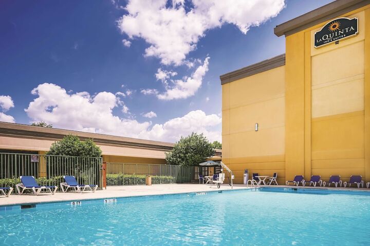Pool 4 of 33