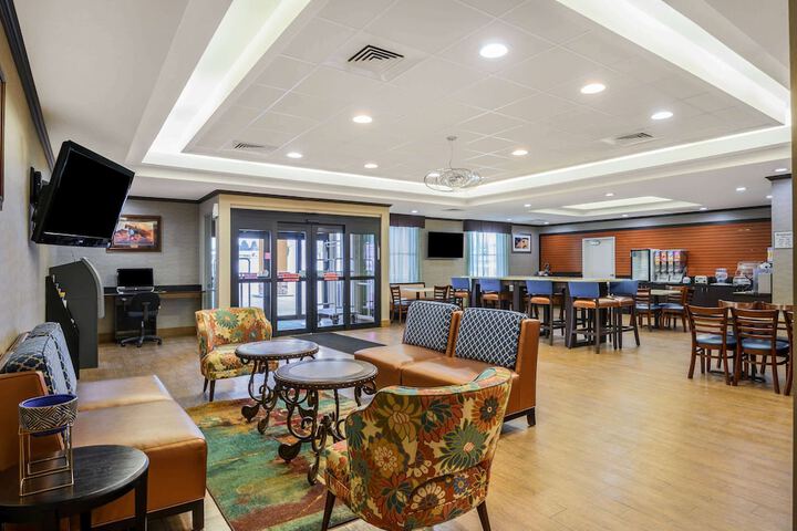 Hotel Interior 7 of 45