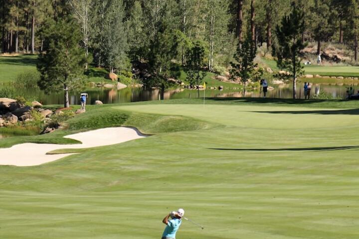 Golf 68 of 75
