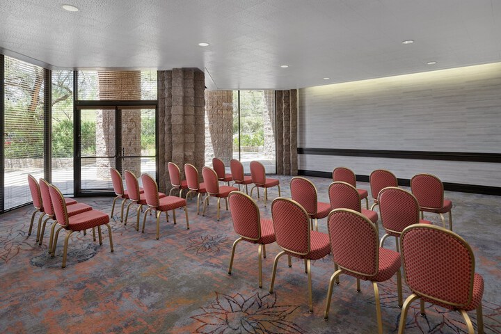 Loews Ventana Canyon Resort