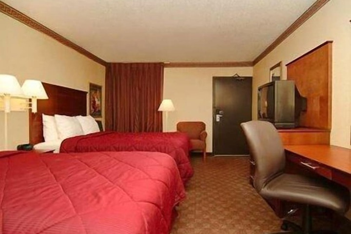 Room 14 of 26