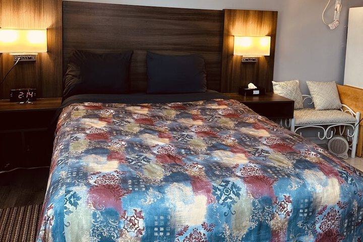 Room 13 of 51