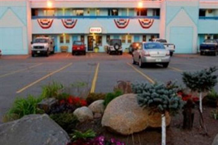 Budget Host Hotel Virginia
