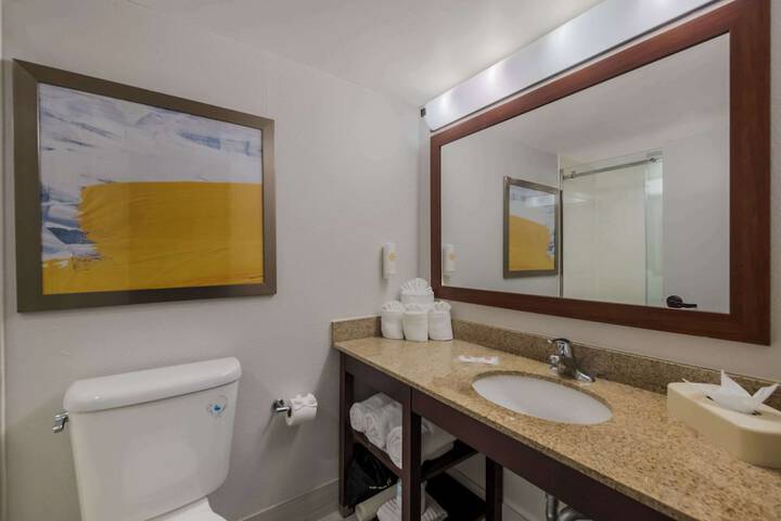 Room 8 of 26