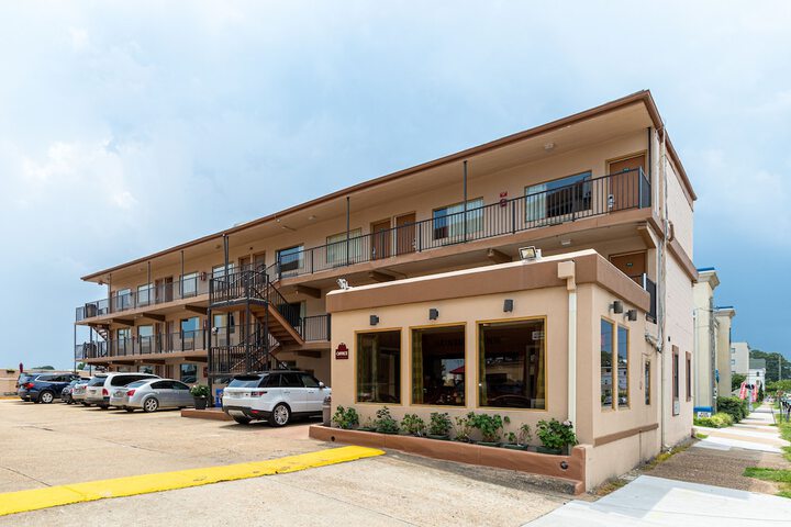 Hotel 2 of 28
