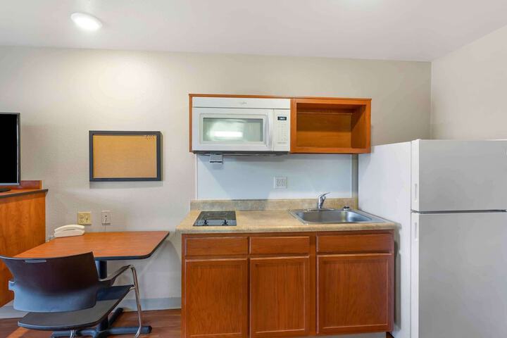 Room 16 of 29