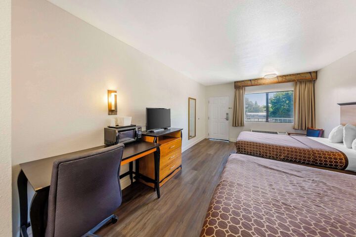 Room 27 of 30