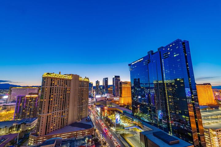 Hilton Grand Vacations Club Elara Center Strip Las Vegas