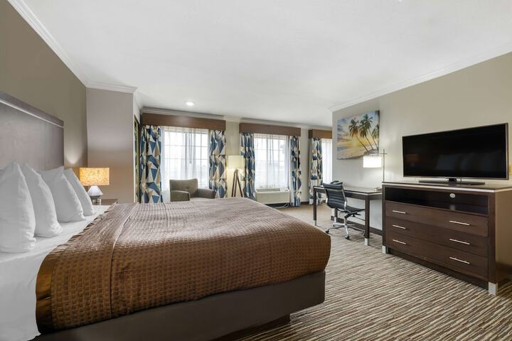 Room 26 of 33