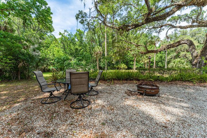 The Chassahowitzka Hotel