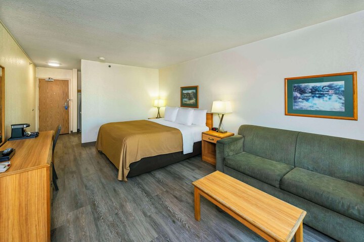 Room 48 of 72