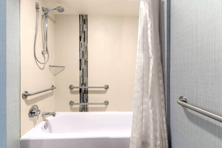 Room 14 of 47