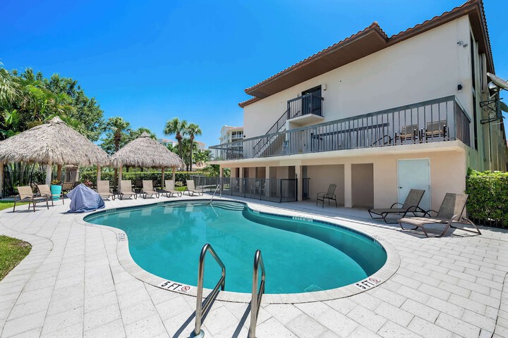Pool 5 of 29