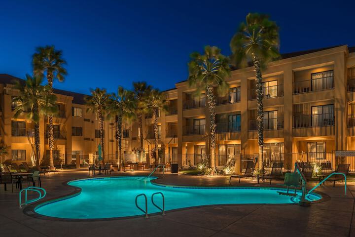 Courtyard by Marriott Palm Desert