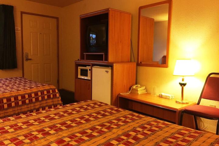 Milwaukie Inn Portland South