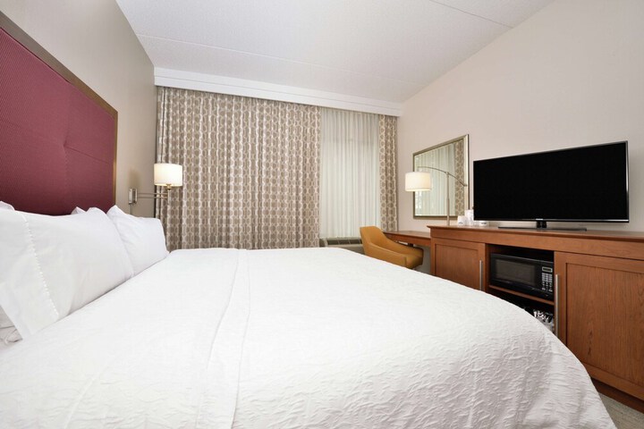 Room 17 of 50