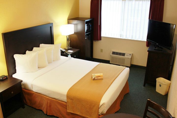 Quality Inn & Suites Springfield - Eugene North