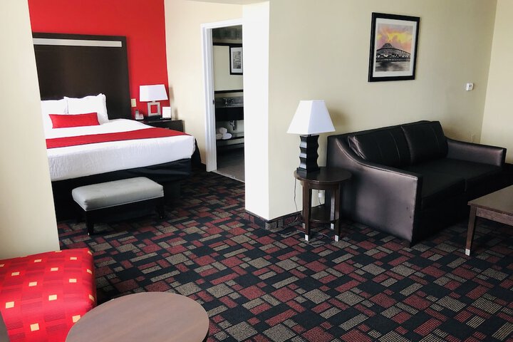 Wingate by Wyndham Lake Charles Casino Area