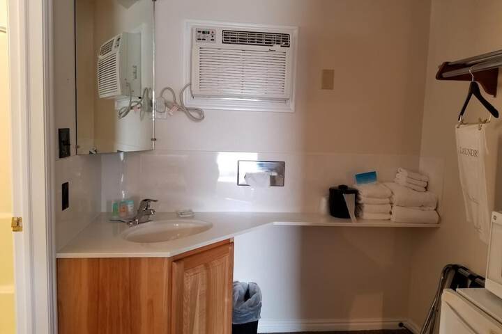 Room 7 of 14