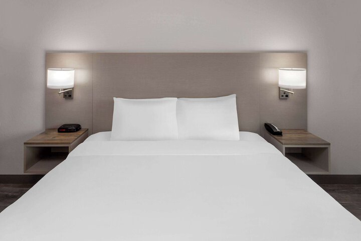 Links Bos Landen Hotel & Spa of Pella Trademark by Wyndham