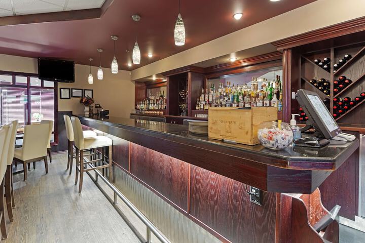 Best Western Grande Prairie Hotel & Suites