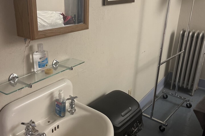 Room 63 of 104
