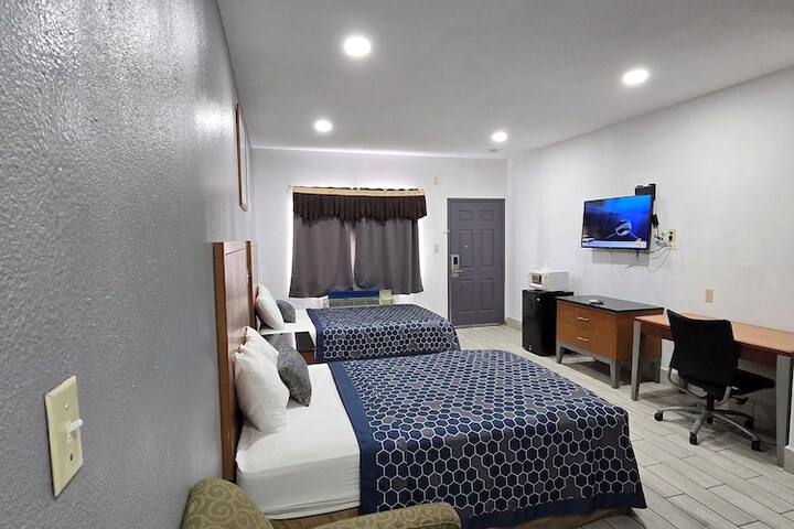 Room 27 of 53