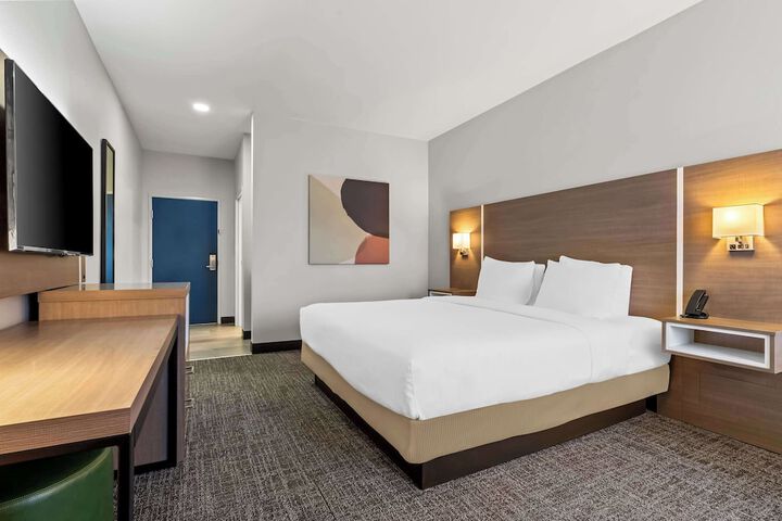 Spark by Hilton Catoosa