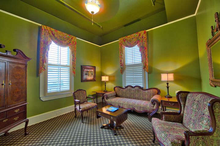 Room 45 of 69
