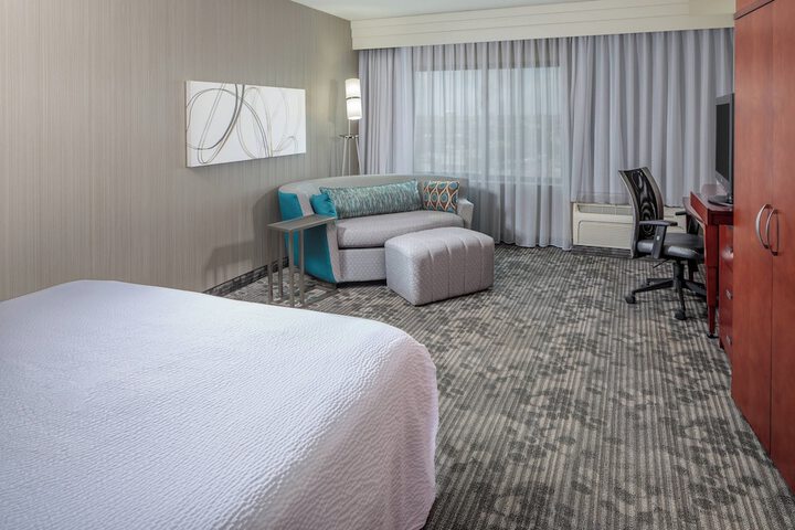 Room 14 of 31