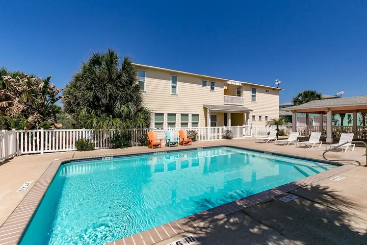 Sea La Vie 4 Bedroom Home