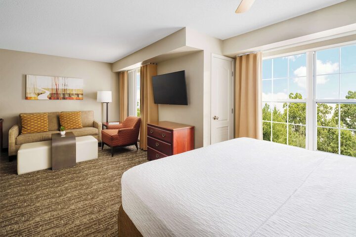 Homewood Suites by Hilton Providence / Warwick