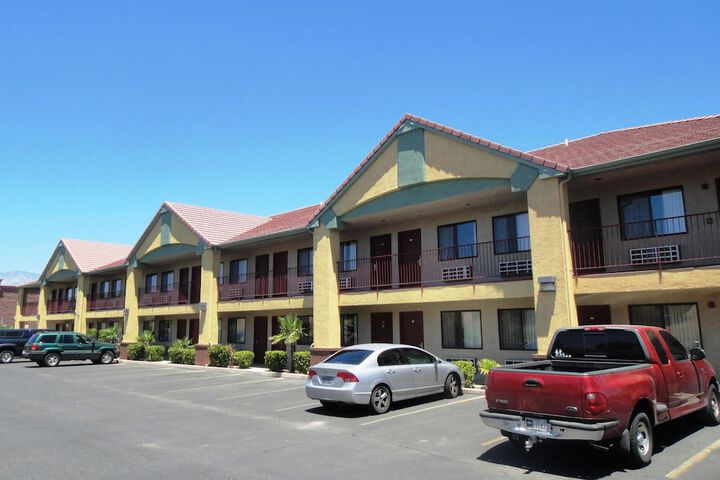 Hotel 3 of 34