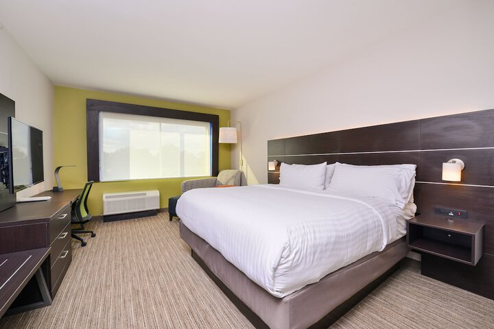 Holiday Inn Express Donaldsonville by IHG