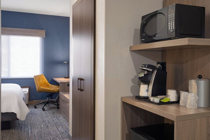 Room 38 of 52