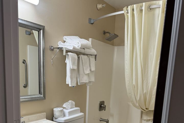 Room 15 of 20