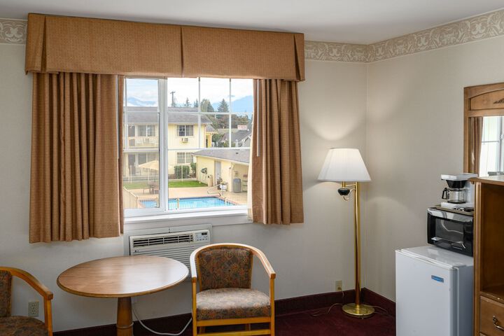 Three Rivers Inn