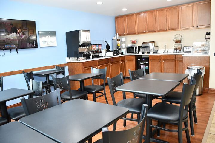 Baymont Inn & Suites by Wyndham Platteville